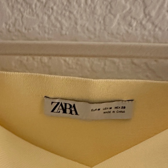 Zara Light Yellow Ruffled Mini Skirt - Picture 3 of 4
